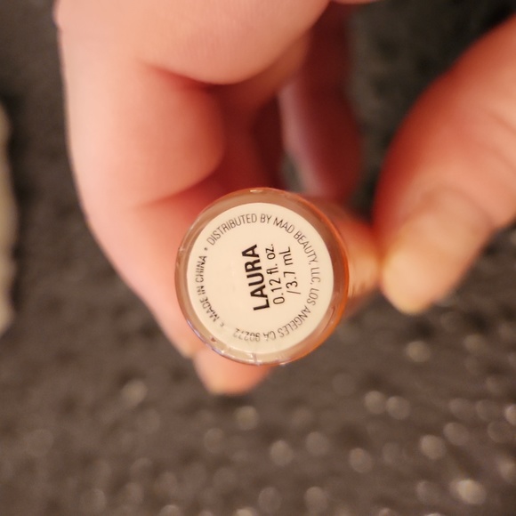 Milli Rose Lip Shine "Laura" - Picture 5 of 5